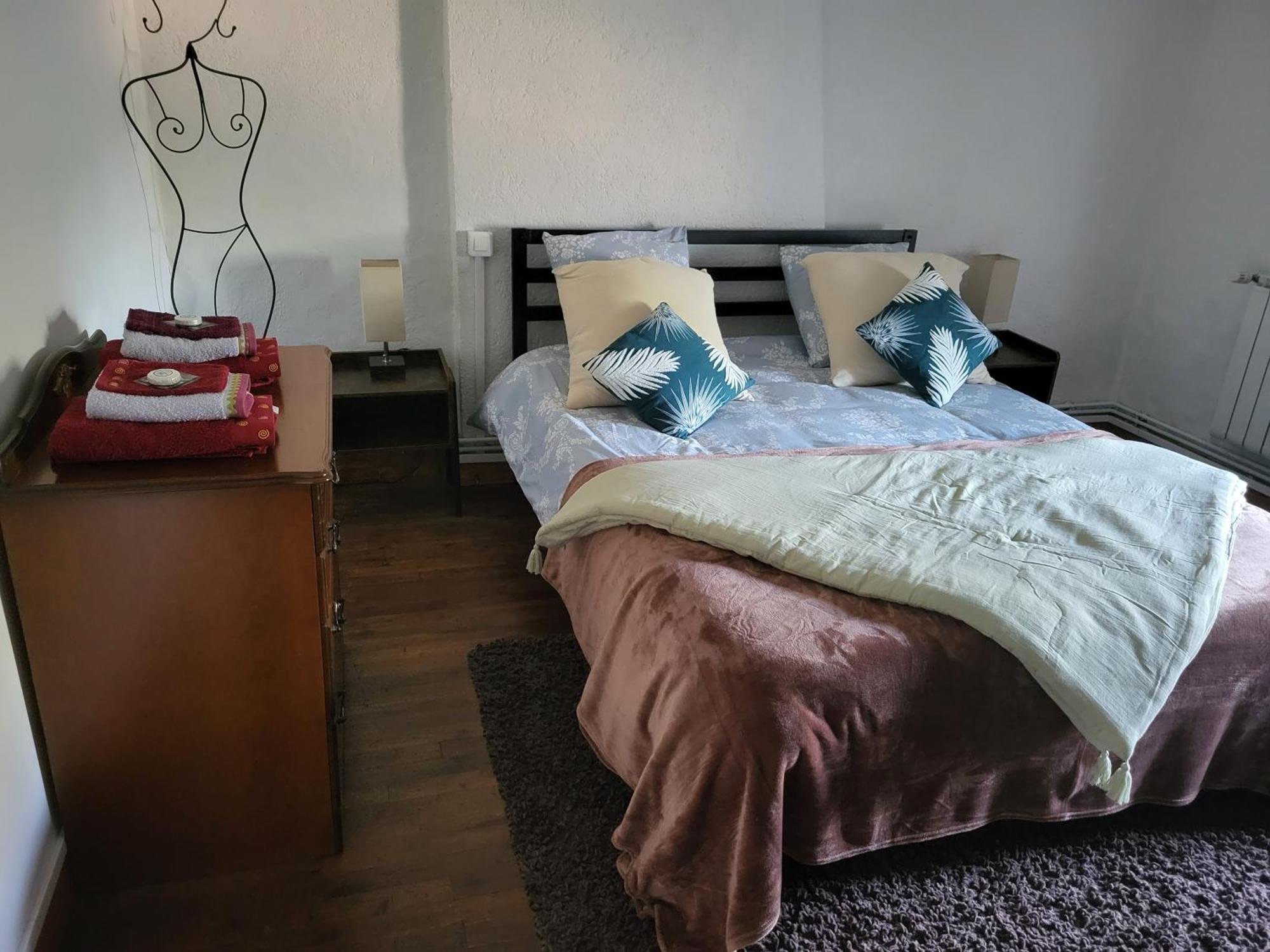 Chambres D Hotes L'Agape Saint-Martial-sur-Isop 객실 사진